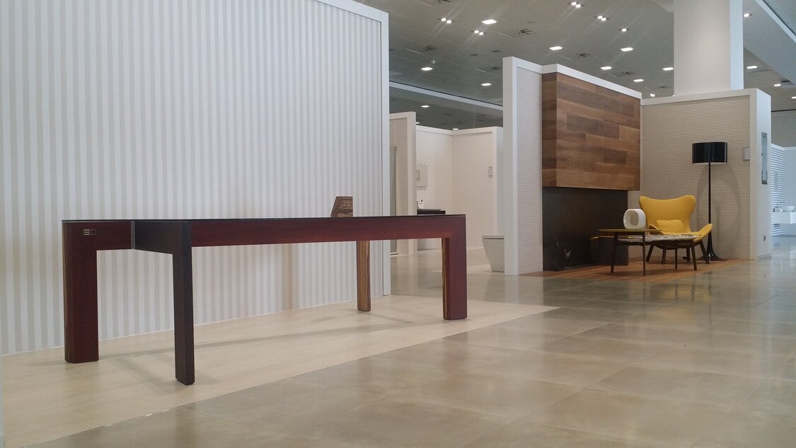 Mesa FATE CRISOL by Ernesto Oñate Mesa FATE CRISOL by Ernesto Oñate