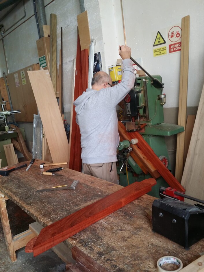 TRAER LOS SUEÑOS by Ernesto Oñate TRAER LOS SUEÑOS by Ernesto Oñate